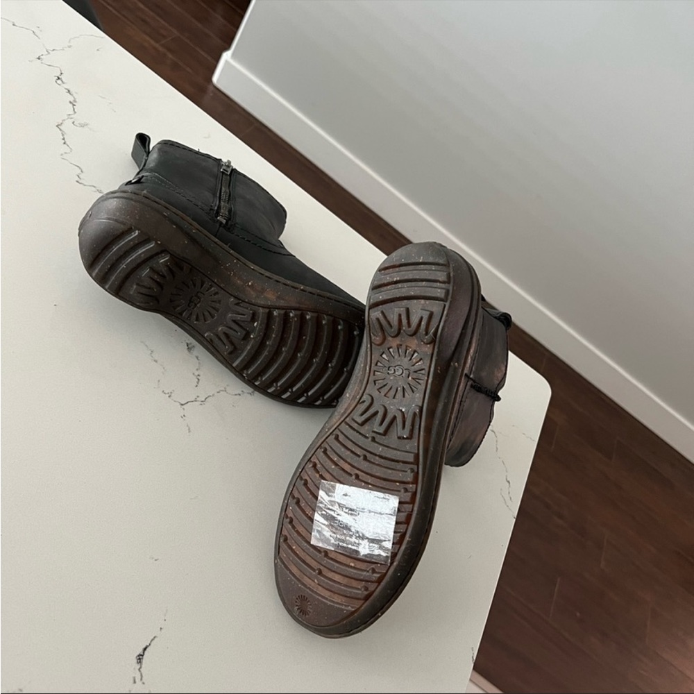 UGG ankle boots - Picture 3 of 10